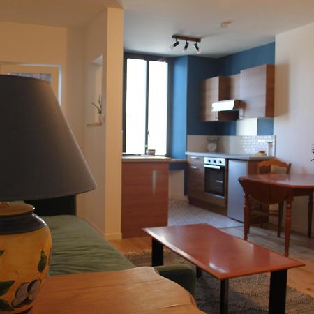 Comfortable Village Apartment In Barbieres With Access To Large Garden With Beautiful Views Bagian luar foto